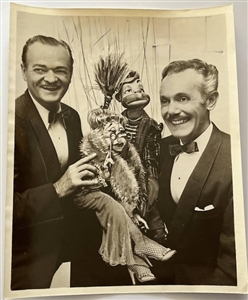 Walton & O'Rourke Beatnik Conga Player Marionette