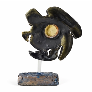 T-Rex Eyeball on Display from Jurassic Park