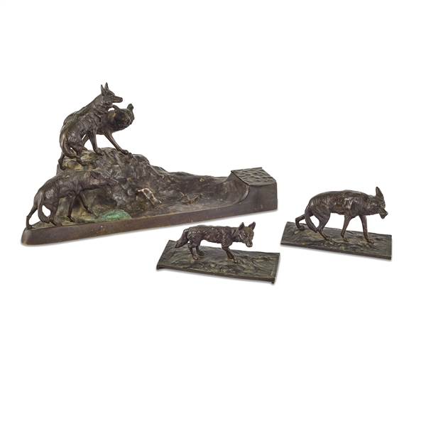 Brando Owned Bronze Wolves Inkwell Desk Set