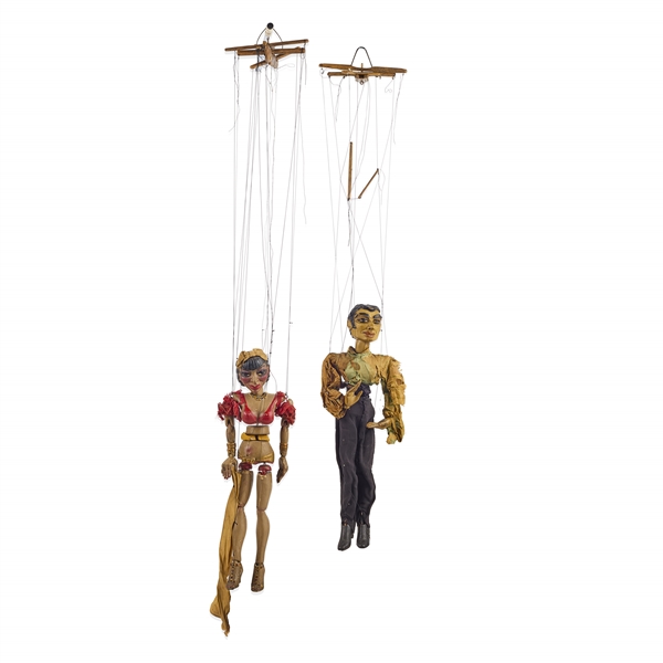 Walton & ORourke (2) “Vintage Duet" Marionettes.